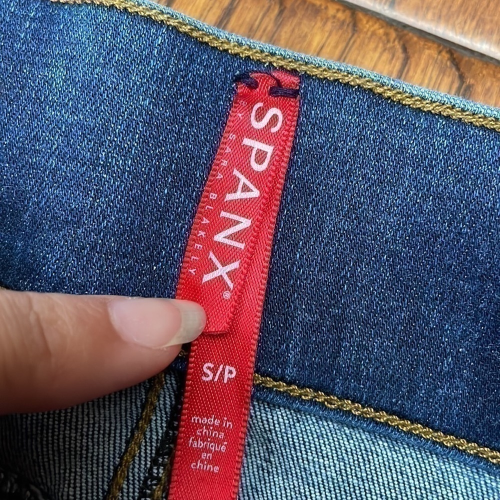 SPANX Distressed Ankle Skinny Jeans - Picture 11 of 16
